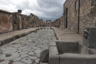 Pompei & Amalfi